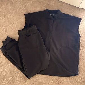 Medium black figs scrubs